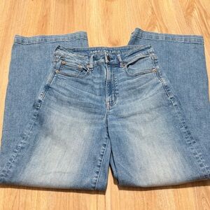 American Eagle Outfitters Women's Light Blue High-Rise Straight Jeans